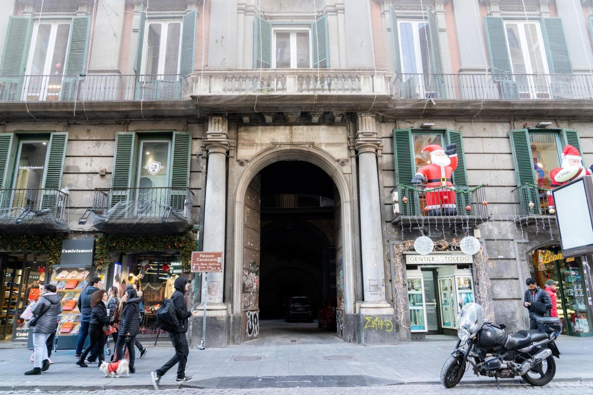 Domus Sibyllina, Palazzo Cavalcanti Napoli Eksteriør billede